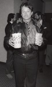 Robin Williams 1990, NY 2.jpg